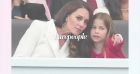 Kate Middleton, en top décolleté vichy, s'éclate avec Charlotte, reine des fourneaux pour le jubilé !