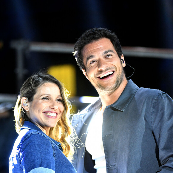 Exclusif - No Tabloids - Amir Haddad a chanté, pour la première fois sur scène, avec sa femme Lital (enceinte) - Enregistrement de l'émission "La Chanson de l'Année 2022" à Toulon, diffusée le 4 juin sur TF1. © Bruno Bebert / Bestimage