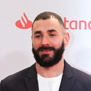 Karim Benzema au photocall de la soirée des "AS Sports Awards 2021" à Madrid, le 14 décembre 2021. © Irina R. Hipolito/AFP7 via Zuma Press/Bestimage