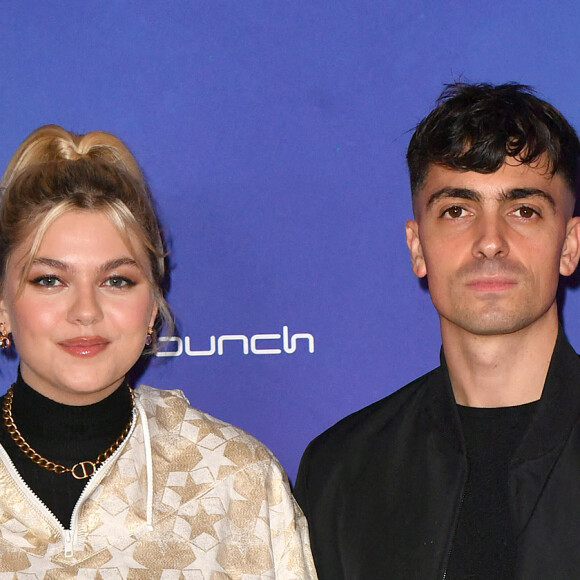 Louane et son compagnon Florian Rossi - Avant Première de " Belle " film animé japonais au Grand Rex à Paris le 6 décembre 2021 . © Veeren / Bestimage 