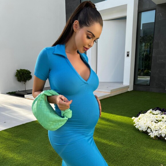 Nabilla et Thomas Vergara agrandissent la famille : ils accueillent leur deuxième bébé après Milann, le petit Leyann.