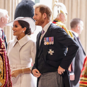 Le prince Harry, duc de Sussex et Meghan Markle, duchesse de Sussex - Les membres de la famille royale et les invités lors de la messe célébrée à la cathédrale Saint-Paul de Londres, dans le cadre du jubilé de platine (70 ans de règne) de la reine Elisabeth II d'Angleterre. Londres, le 3 juin 2022. 