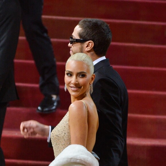 Kim Kardashian (qui porte la célèbre robe de Marilyn Monroe), Pete Davidson - Les célébrités arrivent à la soirée du "MET Gala 2022" à New York, le 2 mai 2022.