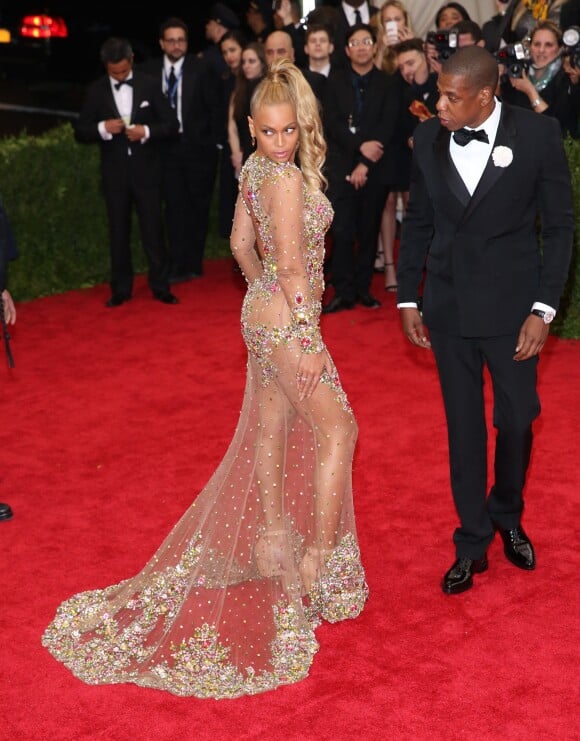 Beyonce, Jay-Z - Soirée Costume Institute Gala 2015 (Met Ball) au Metropolitan Museum, célébrant l'ouverture de Chine: à travers le miroir à New York. Le 4 mai 2015. 