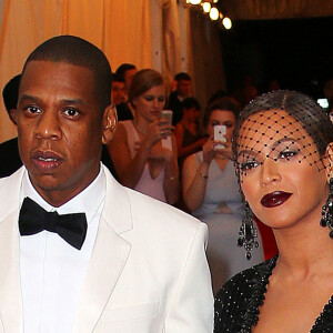 Jay-Z et sa femme Beyonce Knowles - Soirée du Met Ball / Costume Institute Gala 2014: "Charles James: Beyond Fashion" à New York le 5 mai 2014. 