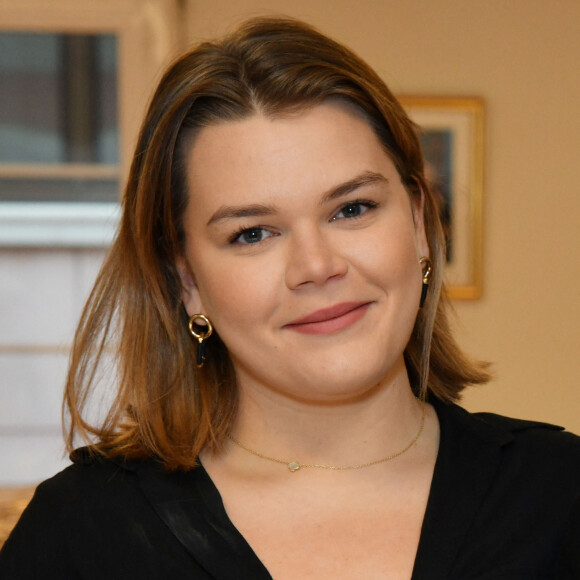 Camille Gottlieb (fille de la princesse S.de Monaco) - La princesse S.de Monaco et sa fille Camille a remettent des colis aux ainés monégasques au Foyer Rainier III à Monaco. Le 18 novembre 2019. © Bruno Bebert / PRM / Bestimage 