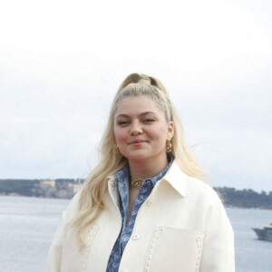 Louane Emera - Photocall de la série "Visions" lors de la 5ème saison du festival International des Séries "Canneseries" à Cannes, France, le 3 avril 2022. © Denis Guignebourg/Bestimage 