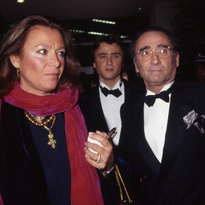 Claude Brasseur, sa femme Michèle et leur fils Alexandre à Paris le 24 juin 1991. © Jean-Claude Woestelandt / Bestimage