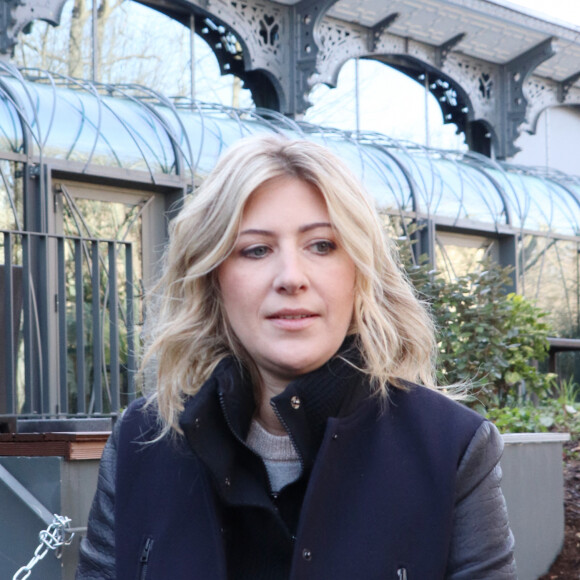 Amanda Sthers - Enregistrement de l'émission "Vivement Dimanche" au studio Gabriel à Paris. Le 17 décembre 2018.