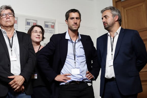 Eric Coquerel, Muriel Ressiguier, François Ruffin et Alexis Corbière lors du point presse du groupe France Insoumise à l'assemblée nationale à Paris le 27 juin 2017