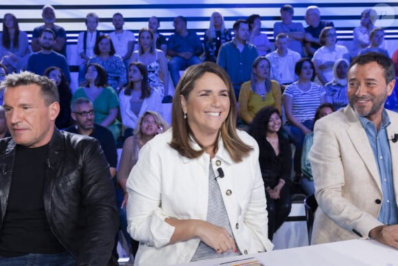 Exclusif - Benjamin Castaldi, Valérie Benaim, Bernard Montiel - Sur le plateau de l'émission TPMP (Touche Pas à Mon Poste) présentée en direct par C.Hanouna et diffusée sur C8 à Paris le 6 juin 2022. © Jack Tribeca / Bestimage 