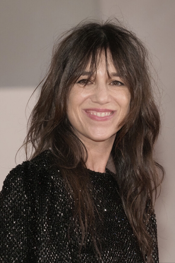 Charlotte Gainsbourg à la première de "Les Choses Humaines" au 78ème Festival International du Film de Venise (Mostra), le 9 septembre 2021.