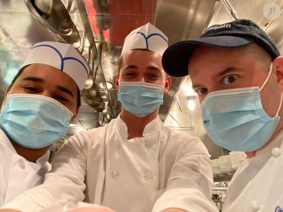 Léonard Trierweiler dans son restaurant à New York. Photo Instagram.