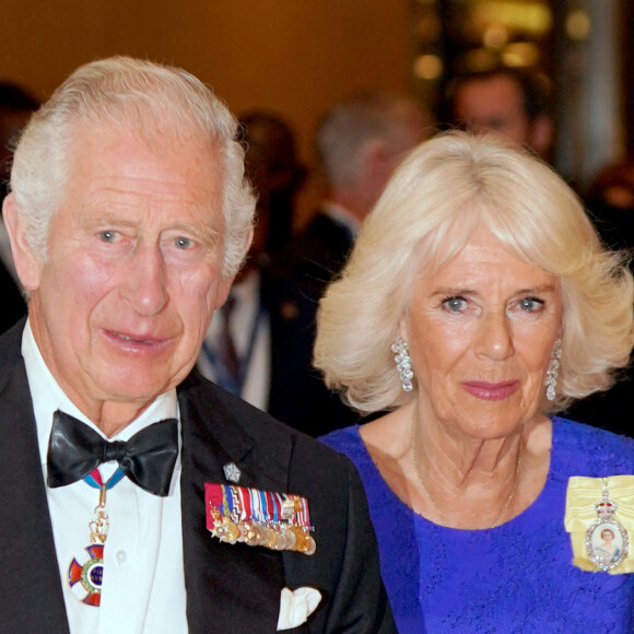 Le prince Charles, prince de Galles, et Camilla Parker Bowles, duchesse de Cornouailles, arrivent au dîner des chefs de gouvernement du Commonwealth à l'hôtel Marriott de Kigali, le 24 juin 2022. 