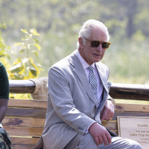 Le prince Charles, prince de Galles, visite le village d'Umusambi, le premier et le seul sanctuaire faunique de Kigali, géré par la Rwanda Wildlife Conservation Association (RWCA). Le 23 juin 2022. 
