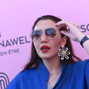 Exclusif - La chanteuse Asmaa Lamnawar - Inauguration de l'institut de beauté "Maison Nawel" à Marrakech au Maroc le 17 juin 2022. Sur 800 m2 d'espace intérieur et extérieur "Maison Nawel" est le plus grand salon de beauté au Maroc. Un institut dédié à la femme avec une expertise certaine sur l'ensemble des métiers de la beauté onglerie, coiffure, bar à sourcils, SPA et soins du corps et du visage. L'institut dispose également d'un salon privé VIP ainsi qu'un espace pour enfants afin d'occuper vos petits pendant que vous êtes chouchou par nos esthéticiennes beauté. Un concept store a également été pensé pour mettre en avant des pièces uniques de jeunes créateurs de tous bords, de différentes nationalités. © Rachid Bellak/Bestimage