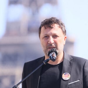 Arthur (Jacques Essebag) - Arrivées des people à la manifestation de soutien à la famille de Sarah Halimi sur la place du Trocadéro à Paris le 25 avril 2021. © Cyril Moreau/Bestimage