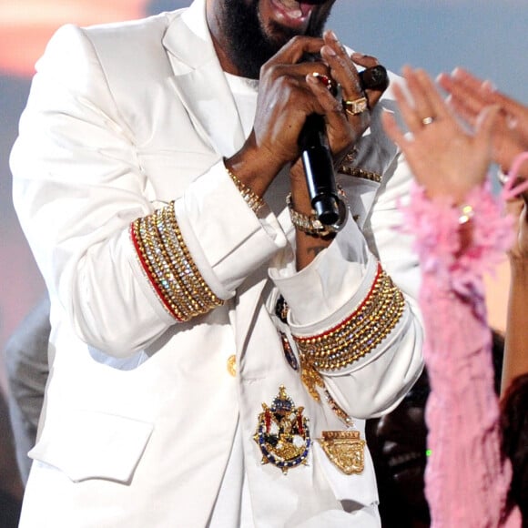 Le chanteur R.Kelly reconnu coupable de crimes sexuels - Archives - Le rappeur R. Kelly (Robert Sylvester Kelly), accusé d'agressions sexuelles est lâché par Sony.