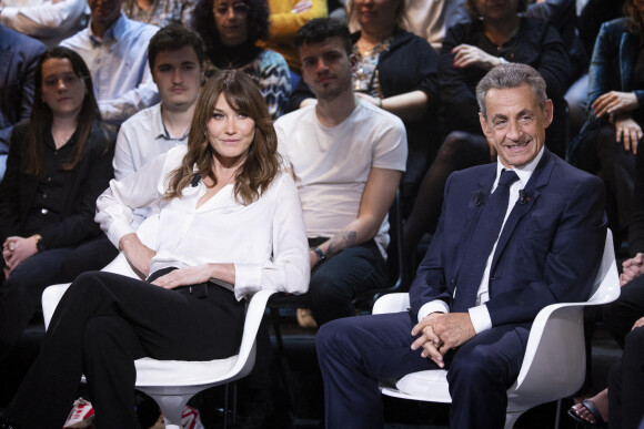 Exclusif - Carla Bruni Sarkozy et son mari Nicolas Sarkozy - Enregistrement de l'émission "Le Grand Echiquier", diffusée le 1er juillet sur France 2. Le 21 mars 2022 © Cyril Moreau / Bestimage