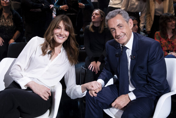 Exclusif - Carla Bruni Sarkozy et son mari Nicolas Sarkozy - Enregistrement de l'émission "Le Grand Echiquier", diffusée le 1er juillet sur France 2. Le 21 mars 2022 © Cyril Moreau / Bestimage