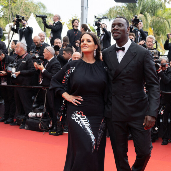 Omar Sy et sa femme Hélène - Montée des marches du film " Top Gun : Maverick " lors du 75ème Festival International du Film de Cannes. Le 18 mai 2022 © Olivier Borde / Bestimage 