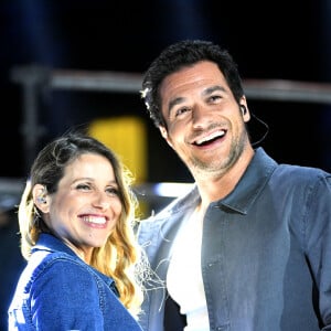 Exclusif - No Tabloids - Amir Haddad a chanté, pour la première fois sur scène, avec sa femme Lital (enceinte) - Enregistrement de l'émission "La Chanson de l'Année 2022" à Toulon. © Bruno Bebert / Bestimage