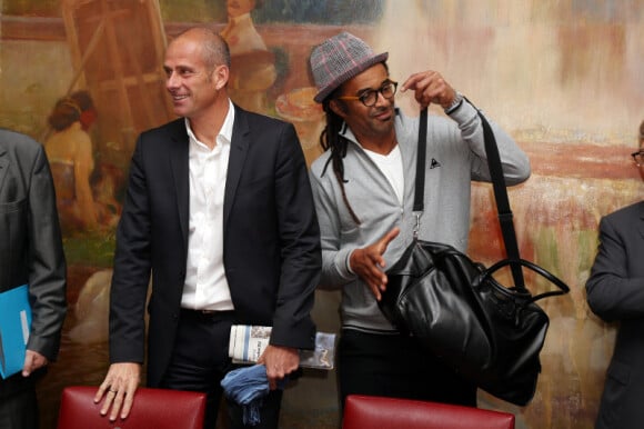 Yannick Noah et Guy Forget sont passés devant une commission d'enquête du Sénat sur l'évasion fiscale à Paris le 19 juin 2012