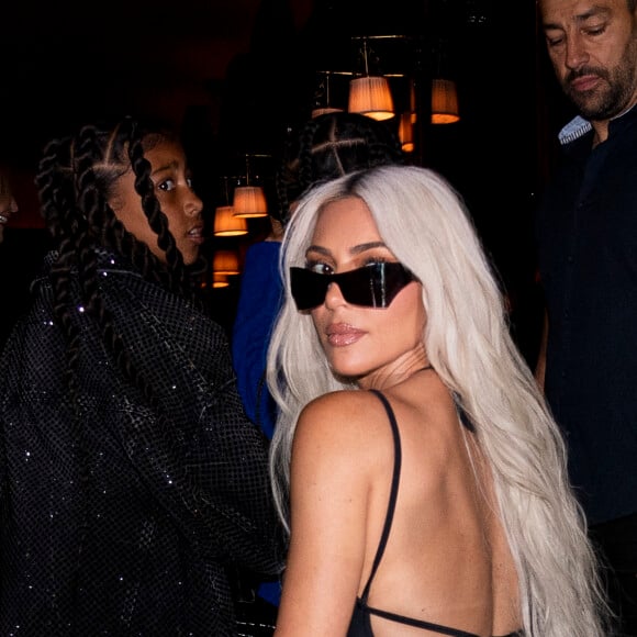Kim Kardashian et sa fille North West quittent restaurant Ferdi avant de se rendre au Costes à Paris le 5 juillet 2022.
