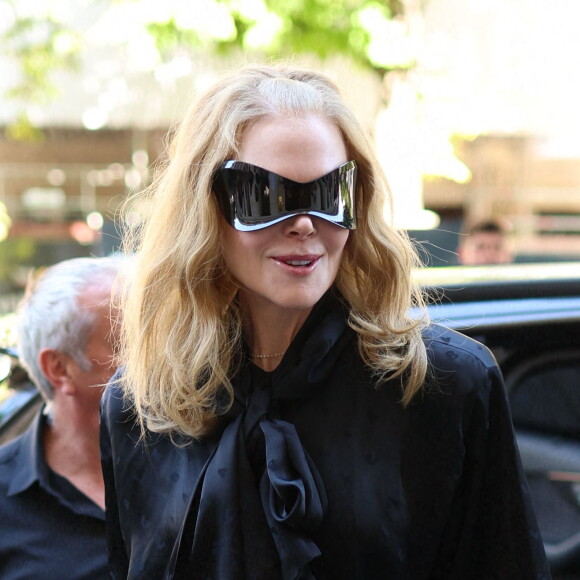 Nicole Kidman arrive au défilé de mode Haute-Couture automne-hiver 2022-2023 "Balenciaga" à Paris le 6 juillet 2022. © Pierre Perusseau / Tiziano Da Silva / Bestimage 