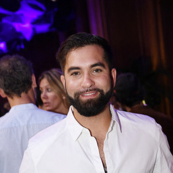 Exclusif - Kendji Girac - Soirée de lancement du magazine Oniriq à l'hôtel Plaza Athénée à Paris le 26 juin 2022. Le magazine Oniriq, nouveau magazine de l'excellence, édité par 360 Business Media, arrive en kiosque le 23 juin. Un nouveau projet initié par D. Busso, CEO de Forbes France, qui souhaite proposer une nouvelle lecture de l'univers du luxe destinée à un lectorat mixte. ONIRIQ, au travers de trois grandes thématiques : Luxe, Art et Voluptés veut rendre hommage et célébrer l'art de vivre, l'excellence et le savoir-faire inégalable de tous les univers du luxe. © Rachid Bellak/Bestimage 