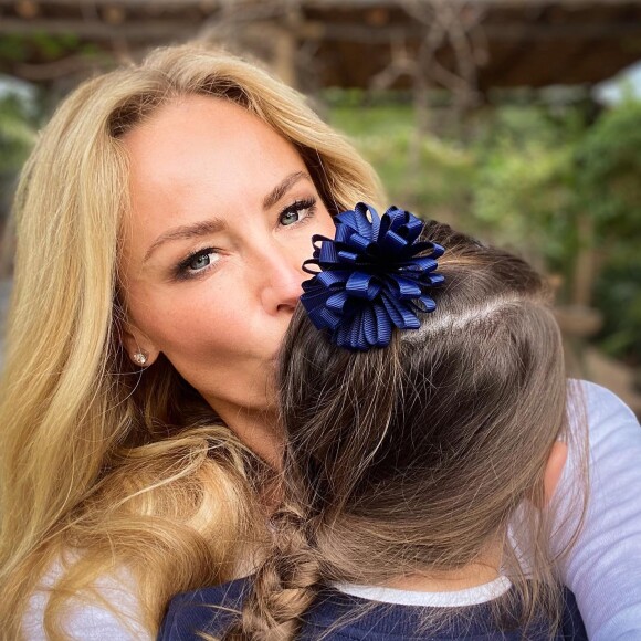 Adriana Karembeu avec sa fille Nina