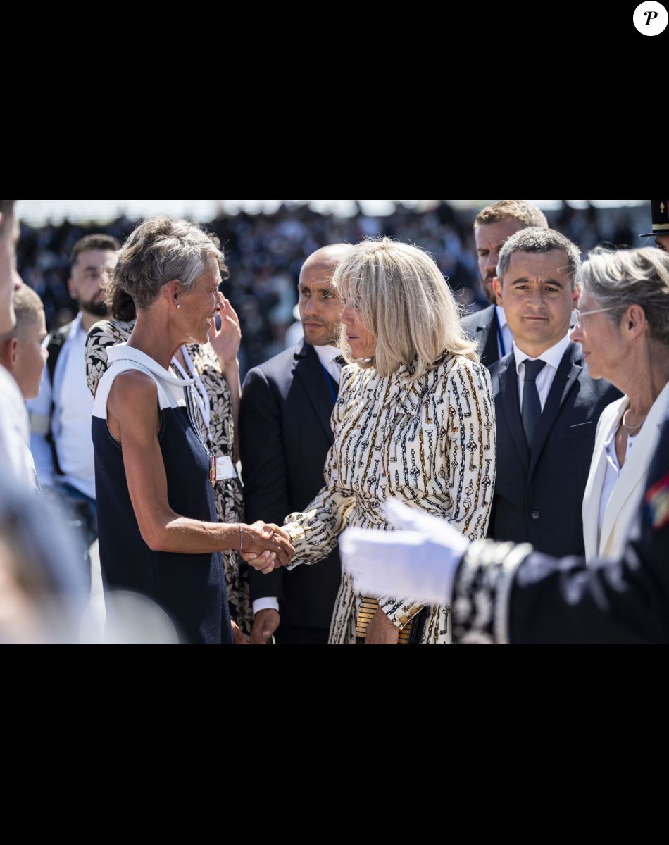 La Première Dame Brigitte Macron, Gérald Darmanin, ministre de l'Intérieur et des Outre-mer, Elisabeth Borne, Première ministre - Le président Emmanuel Macron lors du défilé militaire du 14 Juillet à Paris. © Eliot Blondet / Pool / Bestimage