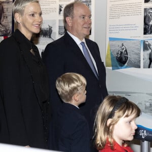 La princesse Charlene, le prince Albert II de Monaco, le prince Jacques et la princesse Gabriella - Le prince Albert II de Monaco inaugure l'exposition l'exposition "Sailing the Sea of Science, Scientist and explorer. Prince Albert Ier and the early norwegian exploration of Svalbard " au Fram Museum à Oslo le 22 juin 2022.