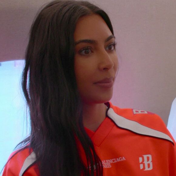 Kim Kardashian propose une petite visite guidée de son jet privé pour ses followers. Los Angeles. 