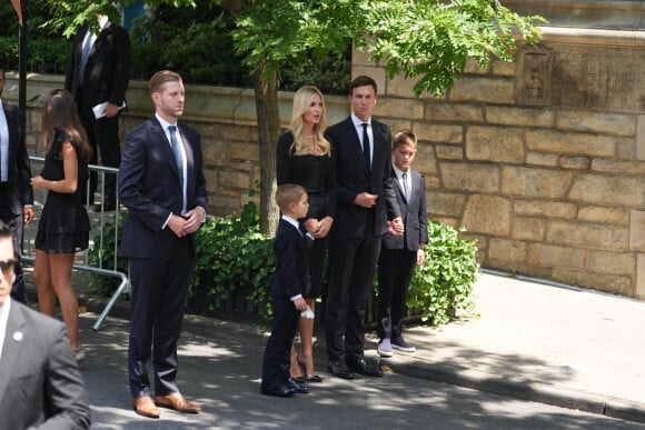 Eric Trump, Ivanka Trump, son mari Jared Kushner et leurs enfants - Obsèques de Ivana Trump en l'église St Vincent Ferrer à New York. Le 20 juillet 2022 