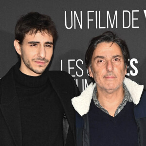 Ben Attal et Yvan Attal - Avant-première du film "Les Choses Humaines" au cinéma UGC Normandie à Paris. © Coadic Guirec/Bestimage