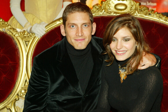 Archives - Olivier Siroux ( Bachelor 1) et Alexandra Coulet lors de la première du spectacle musical ''Autant en emporte le vent'' à Paris, le 8 octobre 2003.
