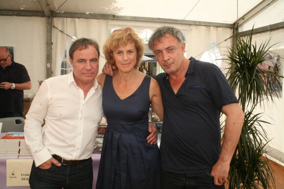 Fabien Lecoeuvre, Anne Richard et Frédéric Deban au 27e Salon du Livre de Cosne-Cours-sur-Loire, le 28 mai 2017. © JLPPA/Bestimage