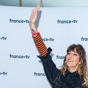 Daphné Bürki lors du photocall dans le cadre de la conférence de presse de France Télévisions au Pavillon Gabriel à Paris, France, le 24 août 2021. © Pierre Perusseau/Bestimage