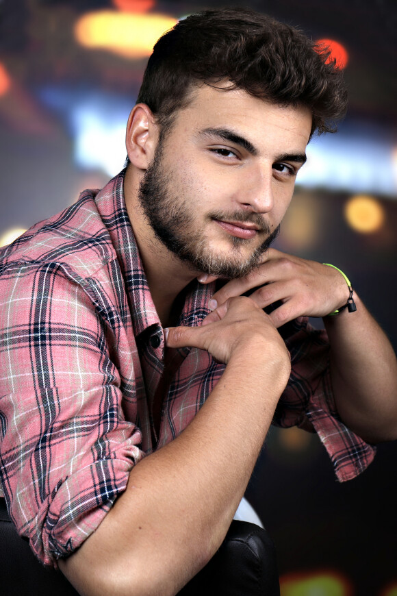 Portrait de Simon Castaldi, lors de l'enregistrement de l'émission "Chez Jordan". © Cédric Perrin / Bestimage