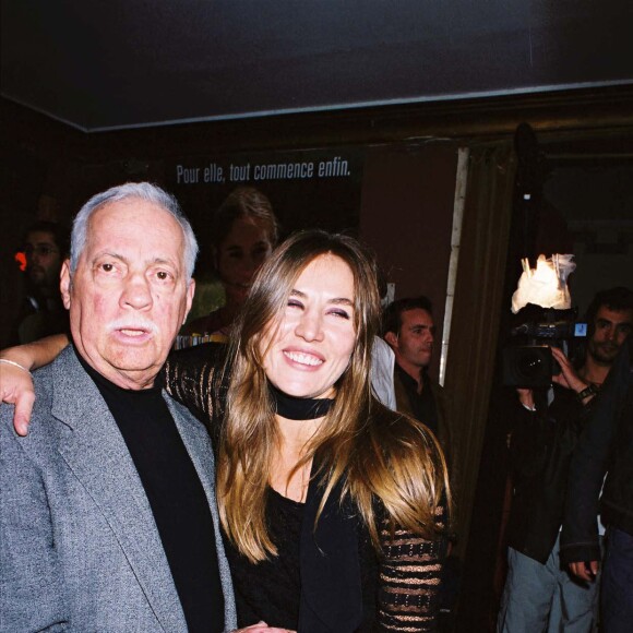 Michel Serrault et Mathilde Seigner - Première du film "Une hirondelle a fait le printemps" au Grand Rex de Paris.