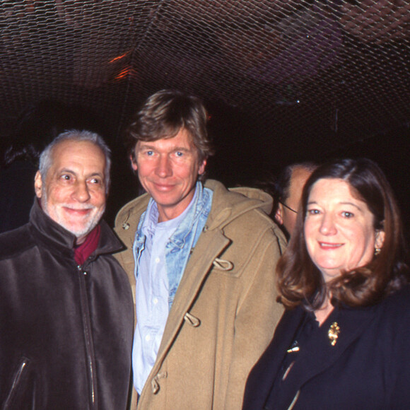 Archives - Michel Serrault, Etienne Chatillez au club "Queen" à Paris en décembre 1995.