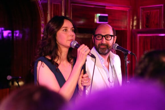 Kad Merad et son ex-femme Emmanuelle Cosso-Merad à l'hôtel Belmont dans le 16ème arrondissement à Paris, le 13 mai 2014.