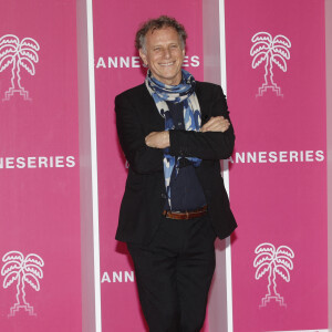 Charles Berling - 5ème saison du festival International des Séries "Canneseries" à Cannes, France, le 3 avril 2022. © Denis Guignebourg/Bestimage 