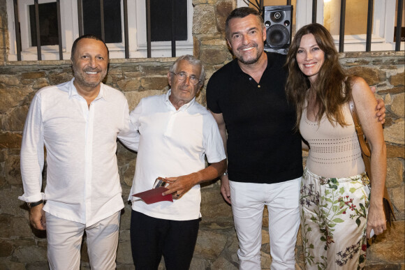 Arthur (Jacques Essebag), Michel Boujenah, Arnaud Ducret, Mareva Galanter - Alex Vizorek a présenté son spectacle "Ad Vitam" au théâtre de Verdure lors de la 38ème édition du Festival de Ramatuelle le 4 aout 2022. © Cyril Bruneau/ Festival de Ramatuelle/Bestimage