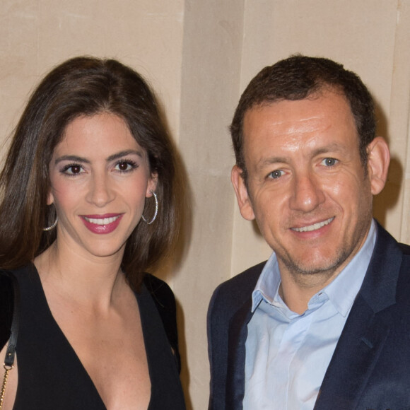 Info - Yaël Harris (ex femme de D. Boon) a perdu son père - Dany Boon et sa femme Yaël - Remise de la Médaille d'Or de l'Académie des Arts et Techniques du Cinéma à Luc Besson par Alain Terzian, à la Monnaie de Paris, le 19 janvier 2015. 