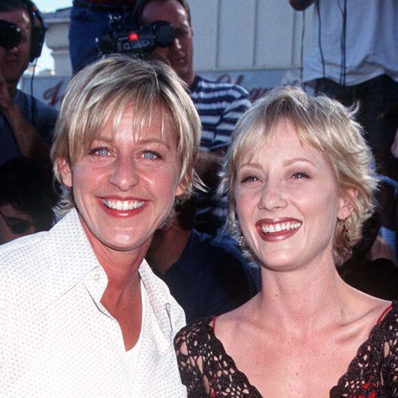 Anne Heche et Ellen DeGeneres - Première du film "Contact" à Los Angeles. Le 6 août 2022.