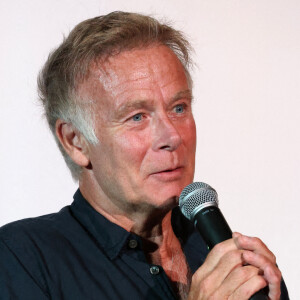 Franck Dubosc présente "Rumba la vie" sur la scène du Cinéma L'Eden lors du festival International du Film en Médoc, "Les Vendanges du 7ème Art", à Pauillac, France, le 16 juillet 2022. © Jean-Marc Lhomer/Bestimage 