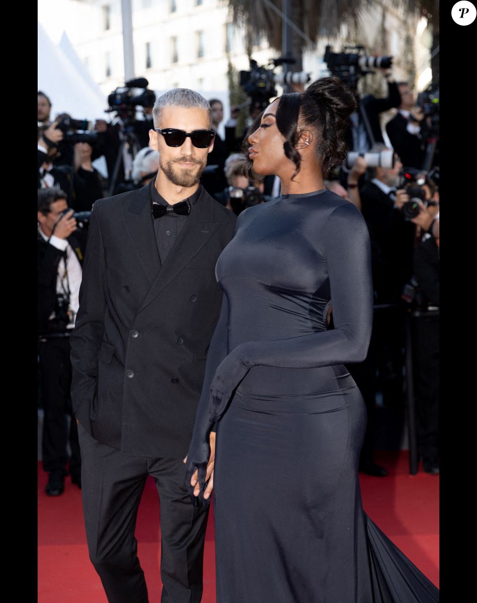 Vladimir Boudnikoff et sa compagne Aya Nakamura - Montée des marches du film " Armageddon Time " lors du 75ème Festival International du Film de Cannes. Le 19 mai 2022 © Cyril Moreau / Bestimage