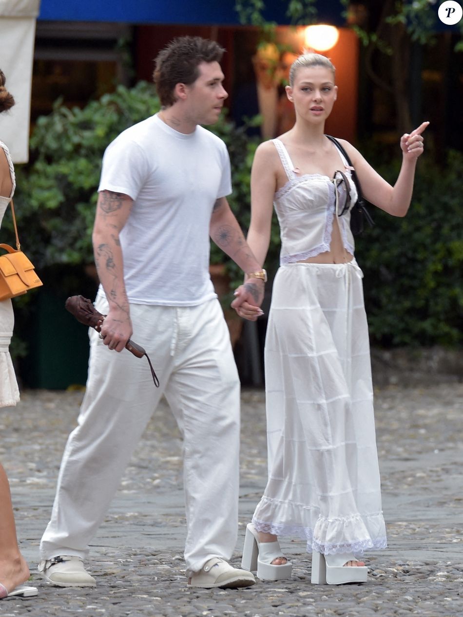 Brooklyn Beckham Et Sa Femme Nicola Peltz Font Du Shopping à Portofino ...